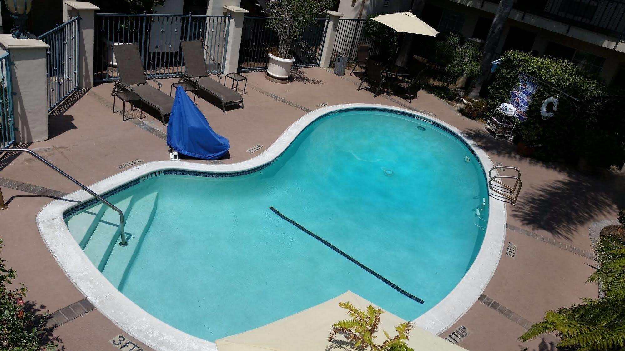 Tarzana 3* Los Angeles